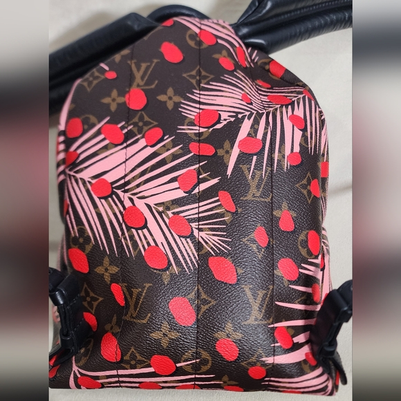 Louis Vuitton Limited Edition Palm Springs Jungle Dot Backpack. - Picture 2 of 15